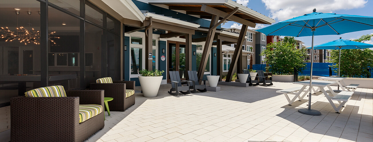 Pool-Deck