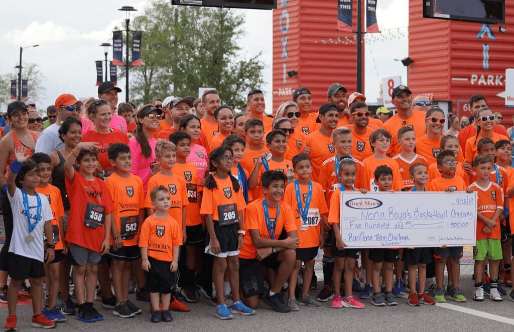 Run Nona Celebrates 12 Years 4
